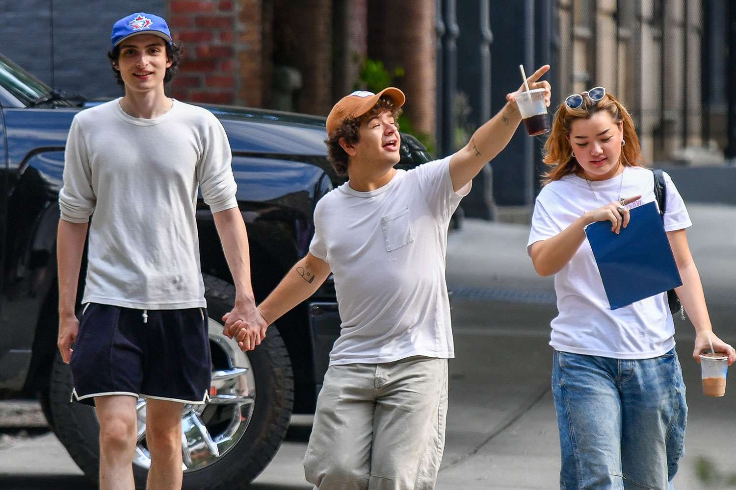 New York House Hunting with Finn Wolfhard and Gaten Matarazzo