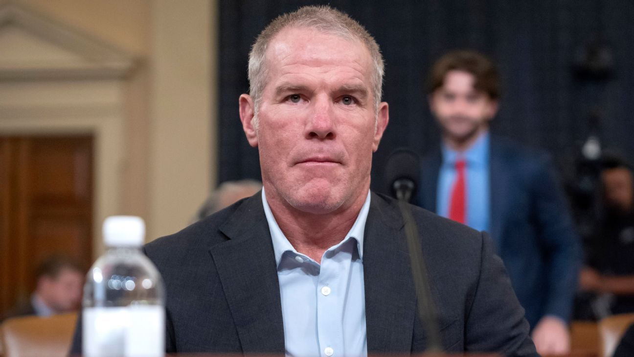 Brett Favre Sheds Light on Parkinson's Disease Impact