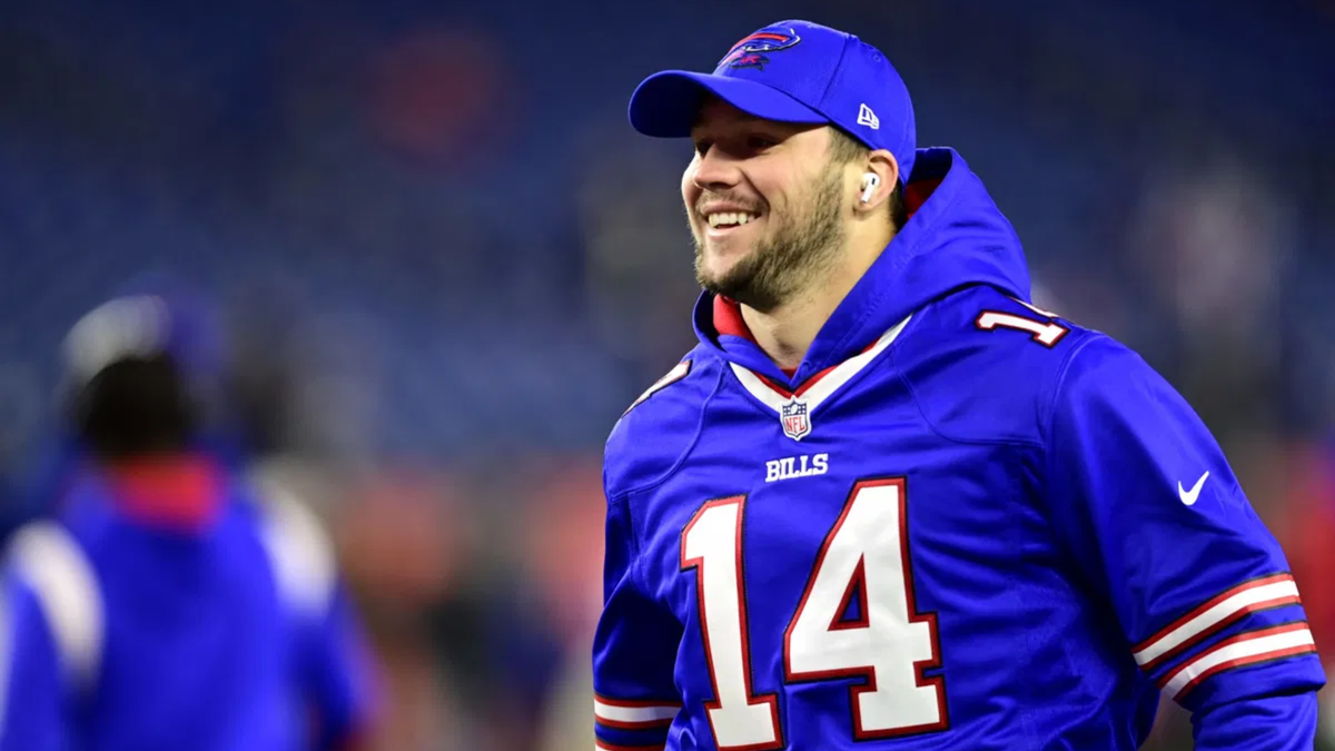 Josh Allen and Hailee Steinfeld's Relationship Impact on Buffalo Bills