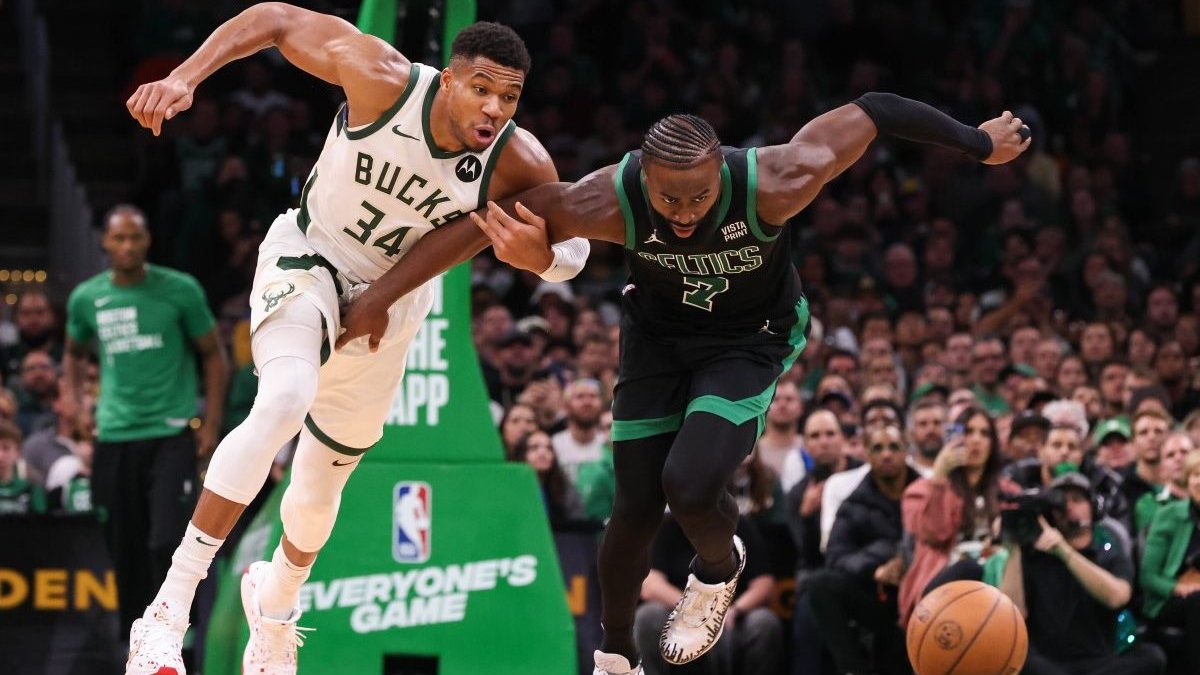 Boston Celtics Battle Milwaukee Bucks in Exciting Match-Up