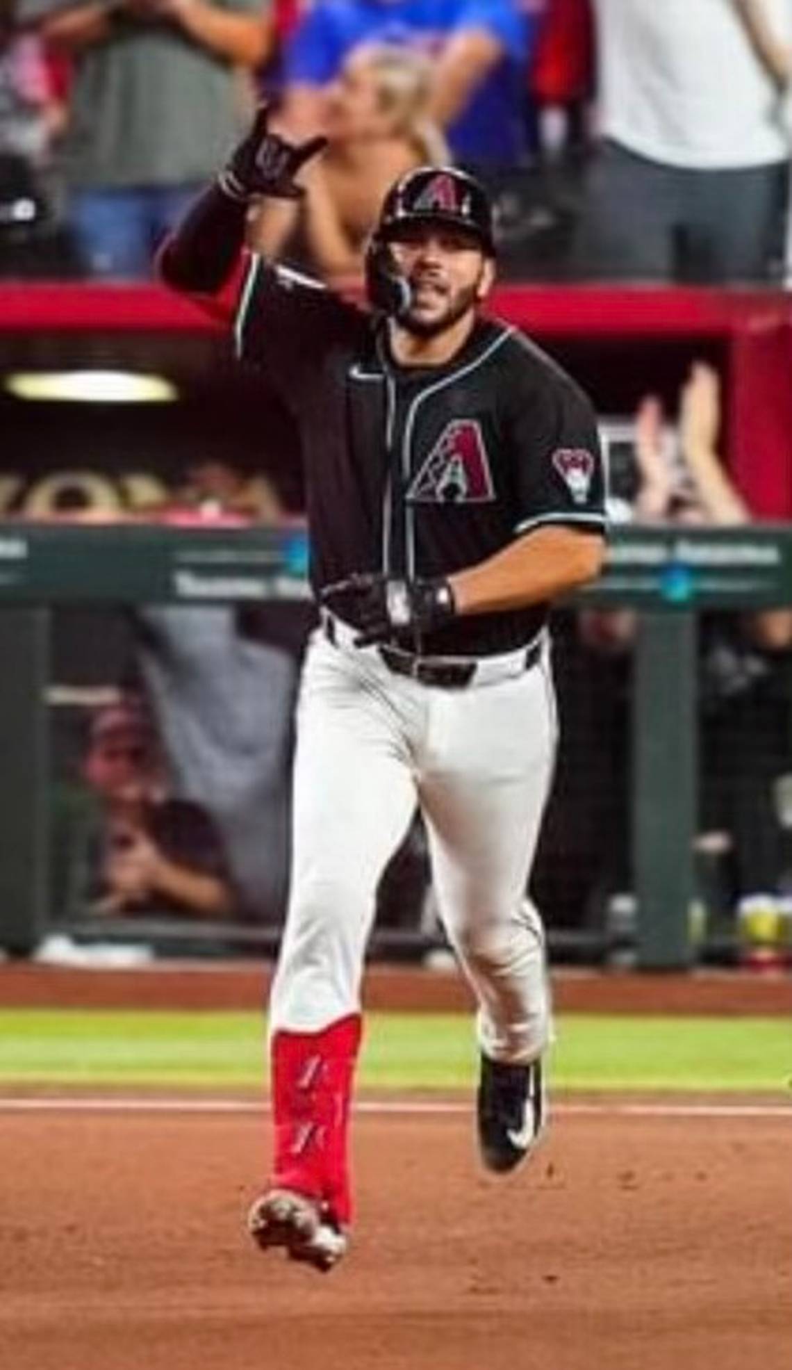 Arizona Diamondbacks' Catcher Del Castillo's MLB Debut Highlights Victory