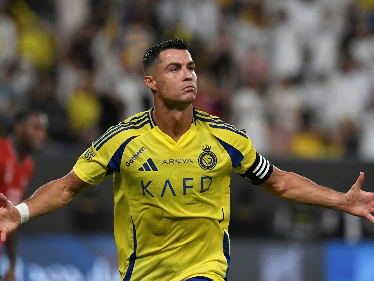 Al-Nassr's Victory Over Al-Ahli: Ronaldo's Record Breaking Form