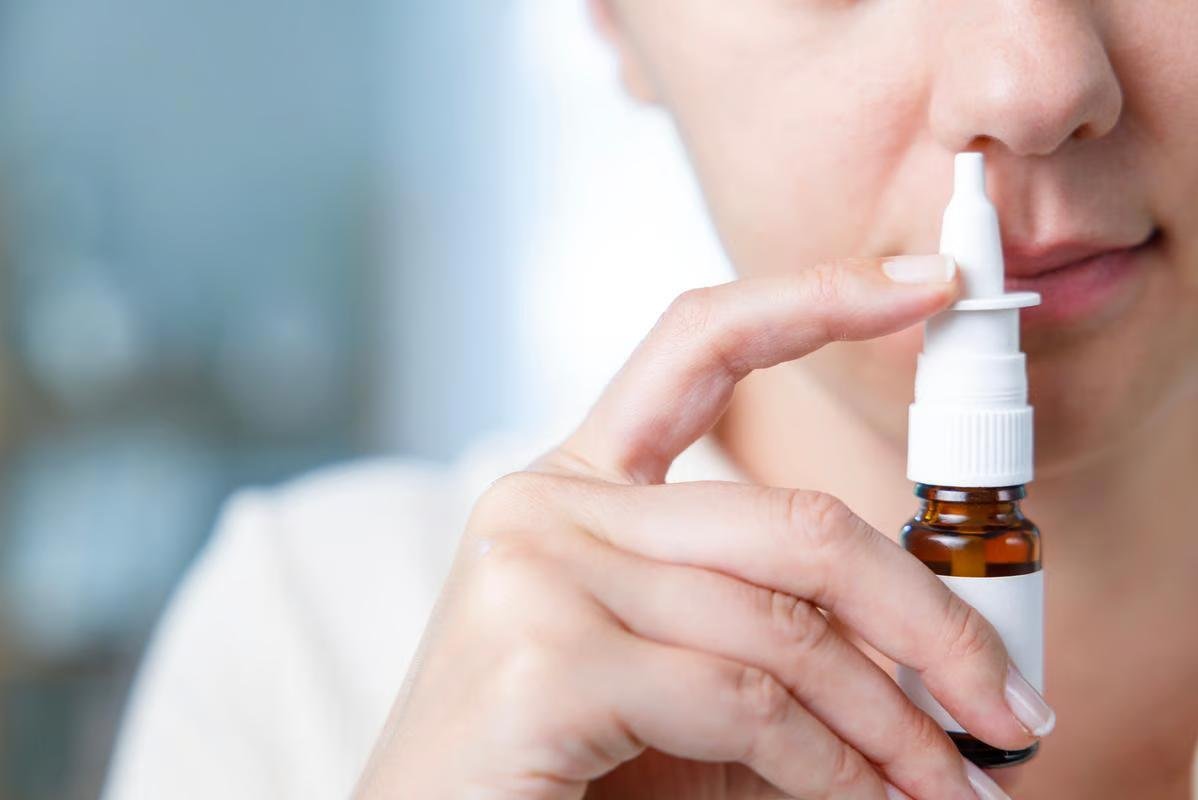 Nasal Spray Tips for Combatting Respiratory Infections