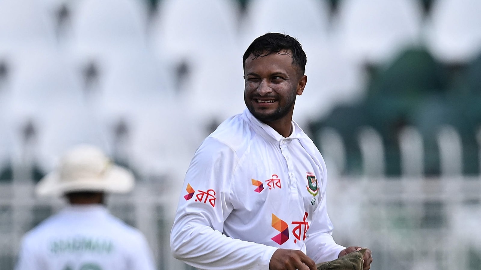 Successor Mehidy Hasan Miraz on Breaking Records for Bangladesh