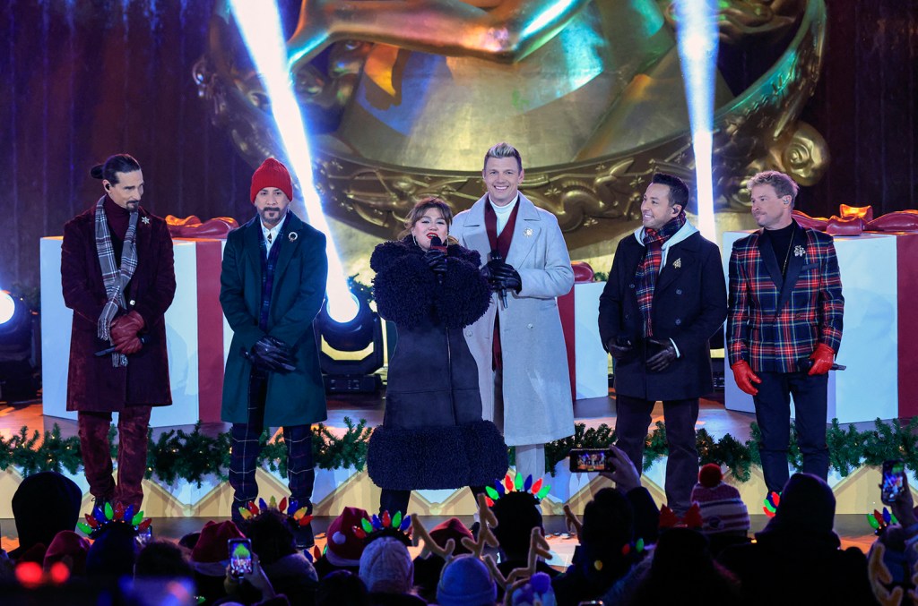 Rockefeller Center Christmas Tree Lighting: Backstreet Boys' Holiday Performance