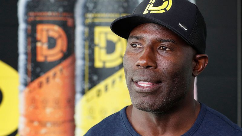 Terrell Davis' Traumatizing United Airlines Incident: Seeking Justice