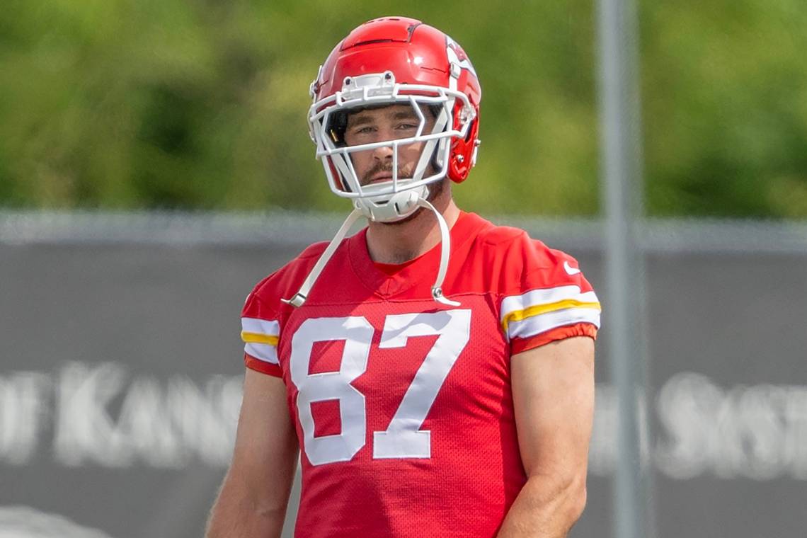 Training Camp Highlights: Travis Kelce Wins Hearts of Fans