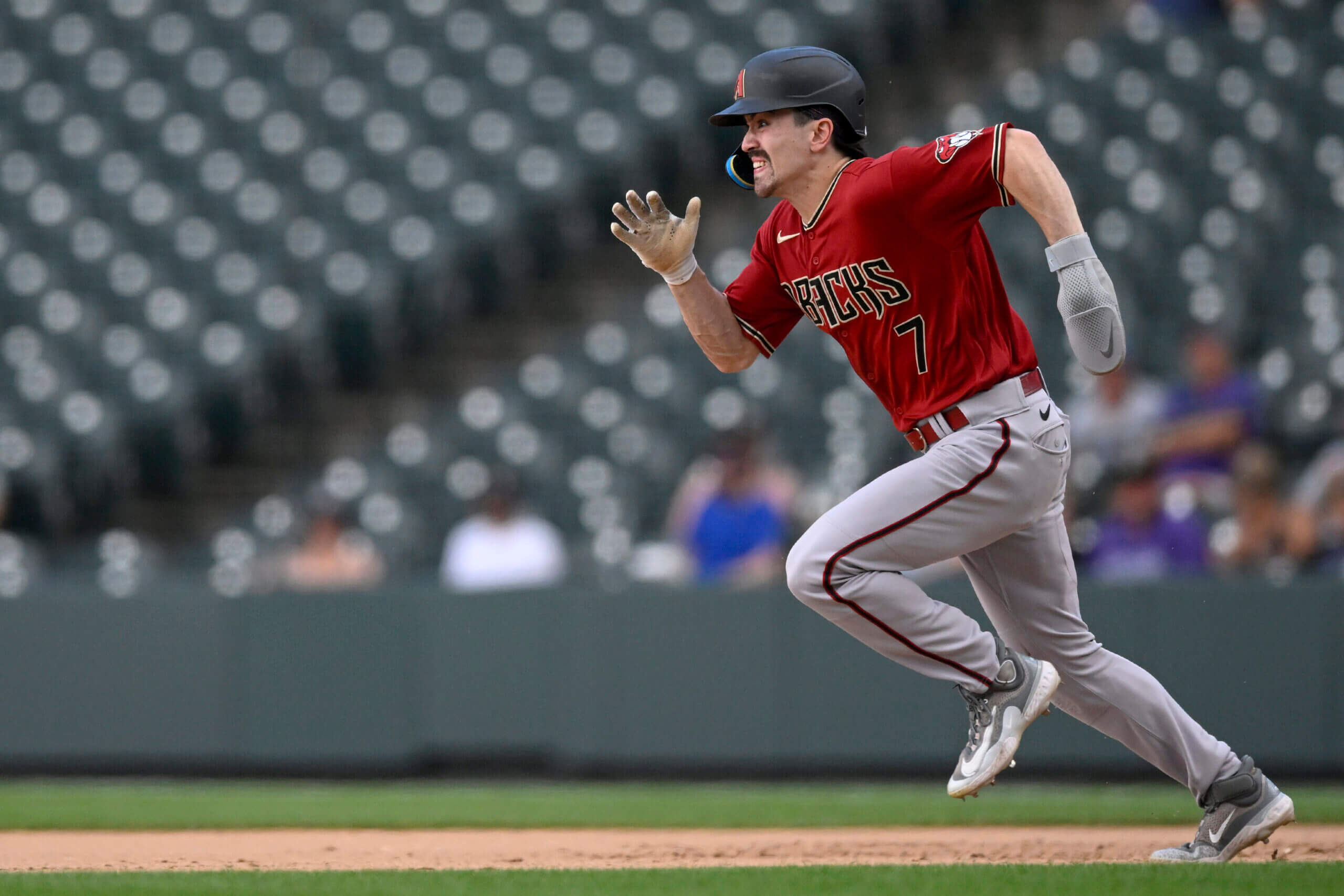 Diamondbacks Dominate Pirates with Four Consecutive Homers