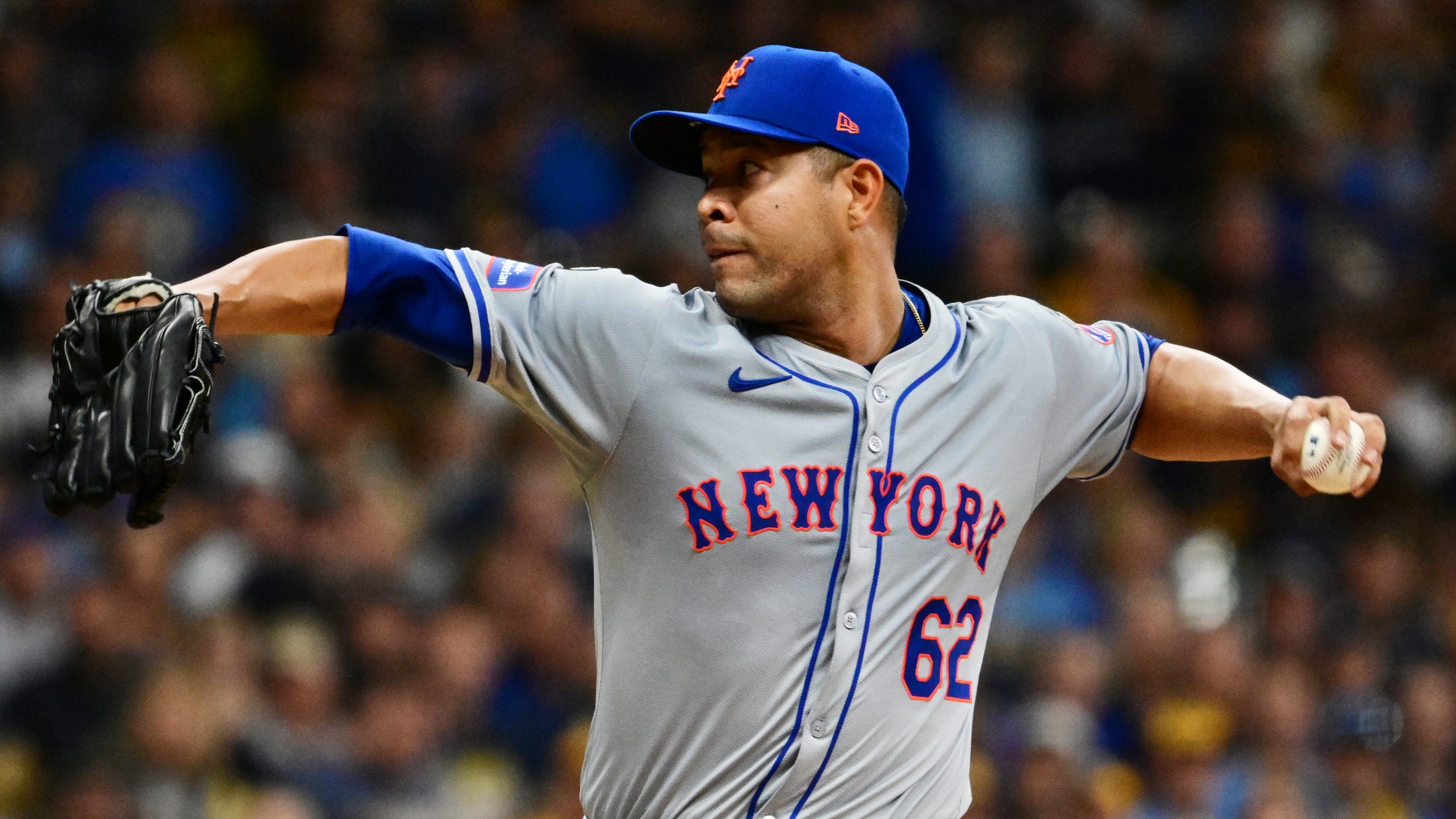 Breaking News: Exciting Game 3 Between New York Mets and Milwaukee Brewers