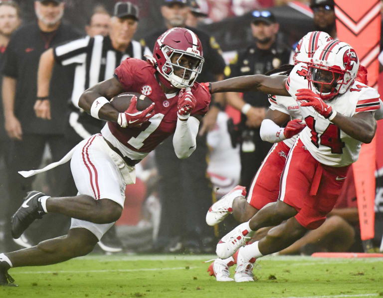 Injury Impact: Alabama Crimson Tide Battle Vanderbilt Commodores in Gritty Match