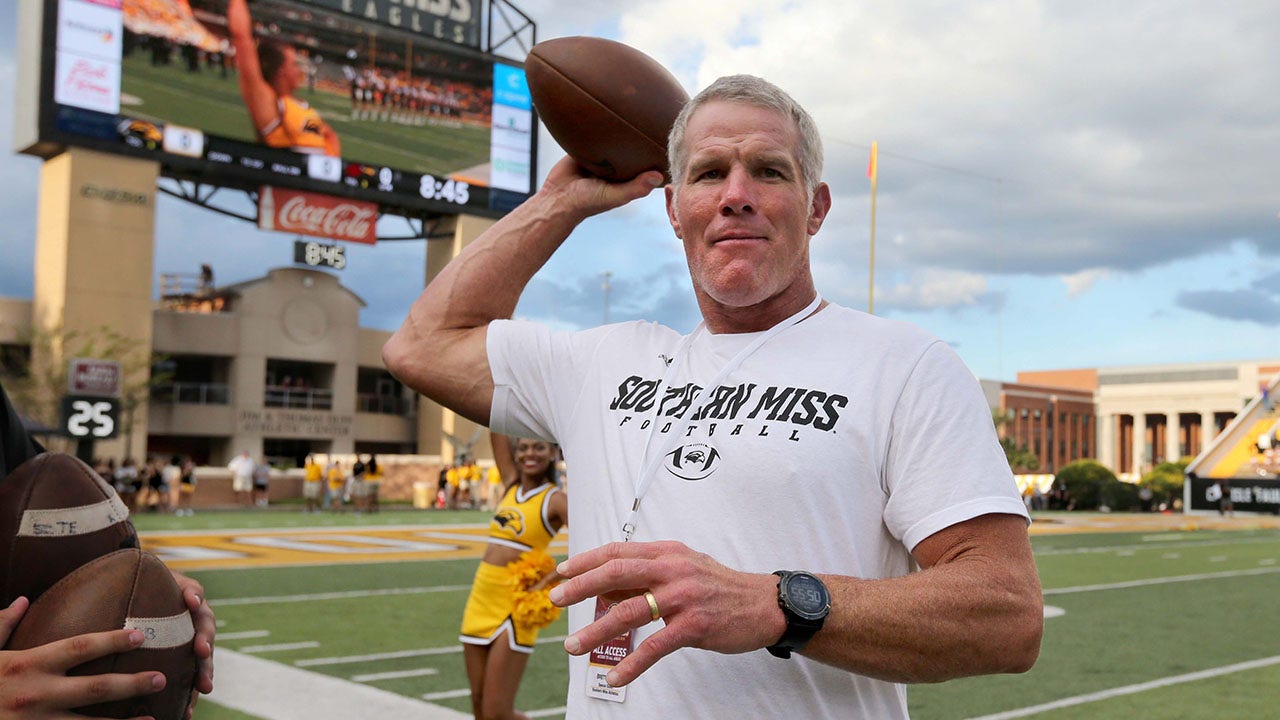 Brett Favre Sheds Light on Parkinson's Disease Impact