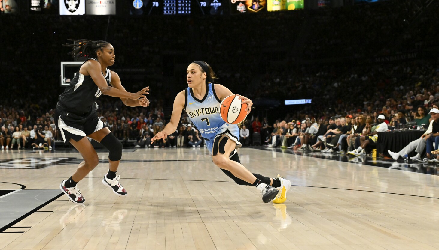 Chicago Sky Secures Victory Over Las Vegas Aces