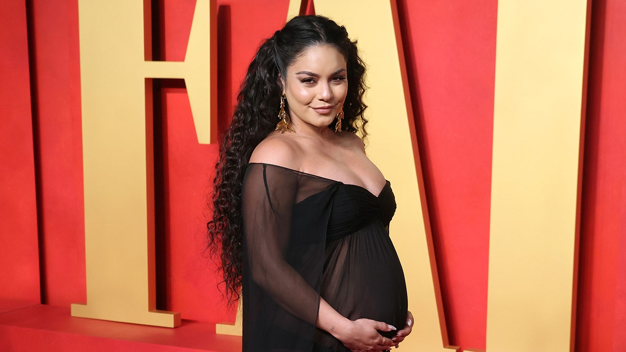 Vanessa Hudgens Wins 'The Masked Singer' and Reveals Pregnancy News