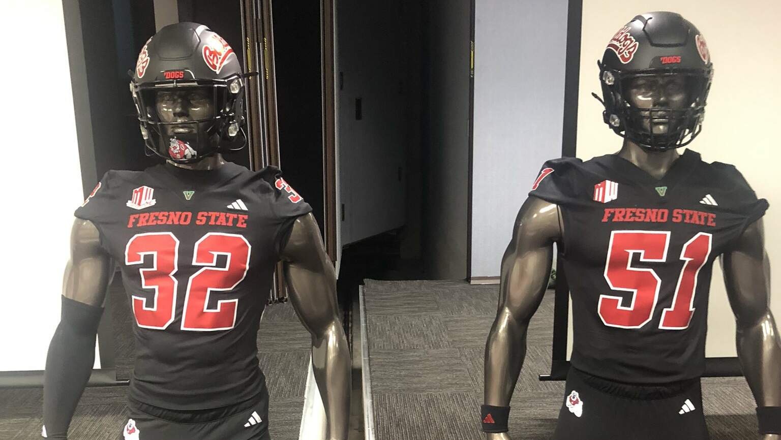 Breaking: Fresno State Bulldogs Unveil Special All-Black Uniform for Fright Night Game