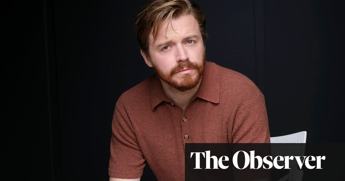 Jack Lowden's Innovation in Acting: The Journey of a Scottish Talent on Stage and Screen