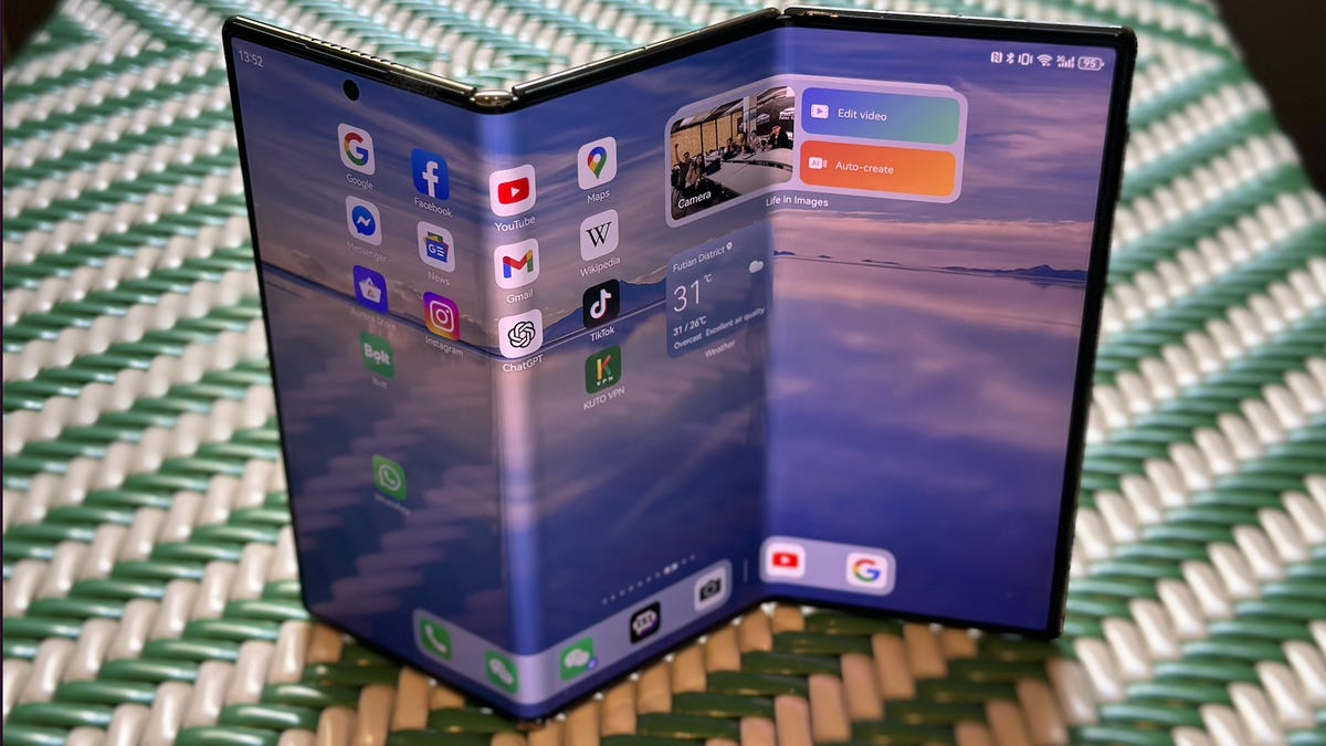 Huawei's Latest Innovation: The Rise of Triple-Screen Foldable Phones