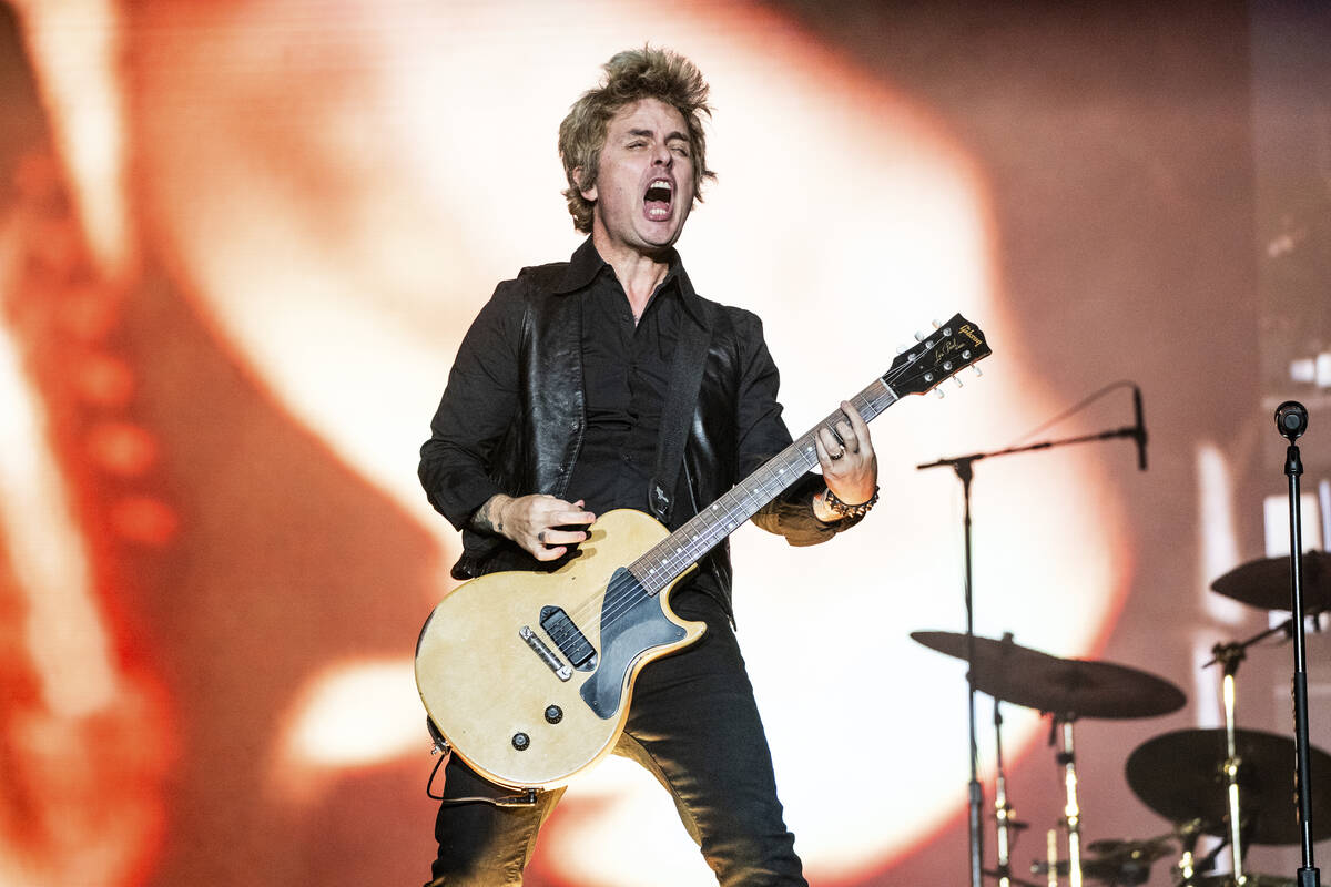 Green Day's Billie Joe Armstrong Launch Controversy in Las Vegas