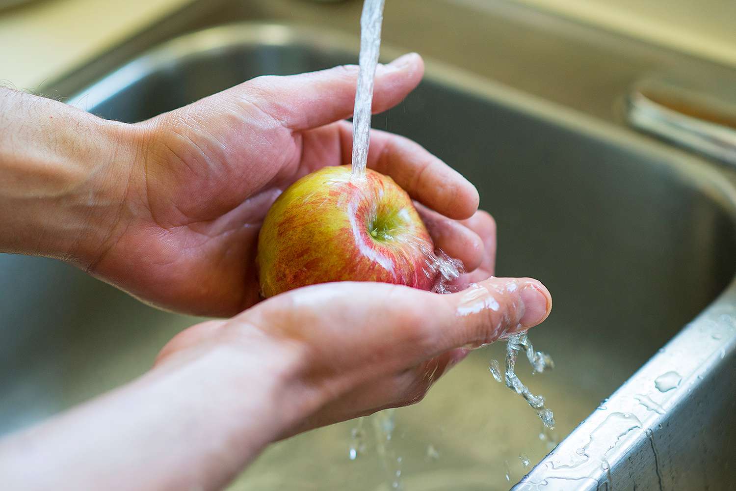 Pesticide-Free Apple Tips for Guaranteed Wellness