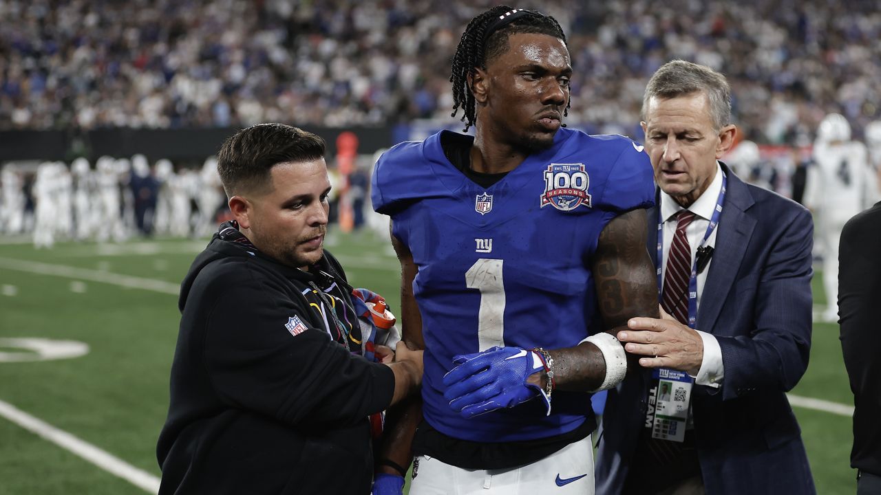 Injury Concerns: New York Giants and Dallas Cowboys Players Suffer Injuries