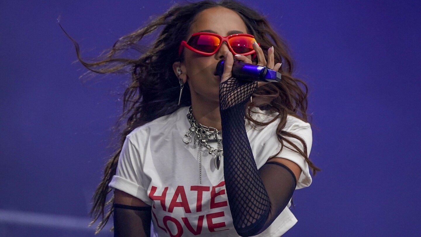 Anitta to Launch Exciting Performance at NFL Game in São Paulo