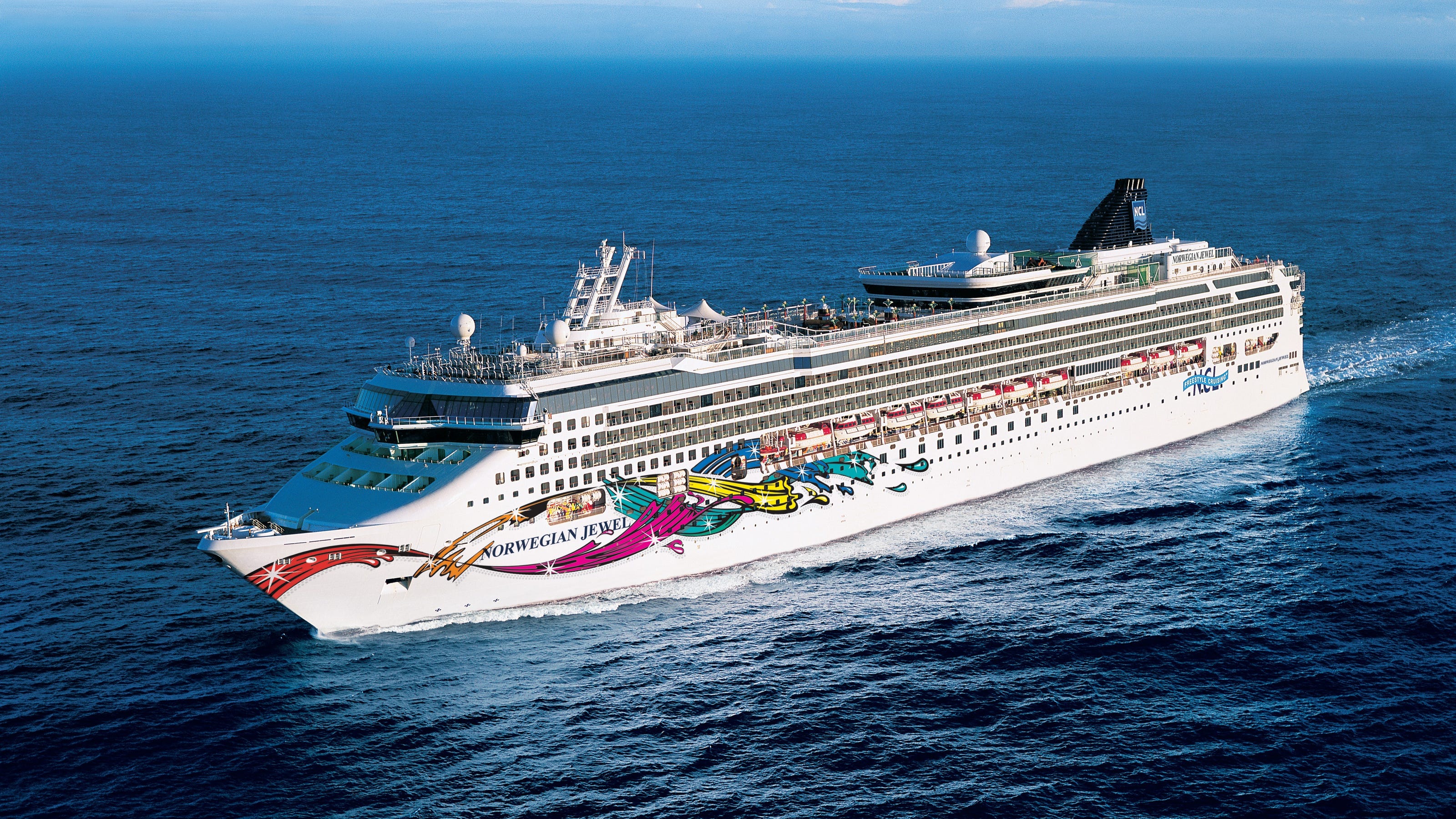 Philadelphia Cruise Market Insights: Norwegian Jewel Strategy for Growth