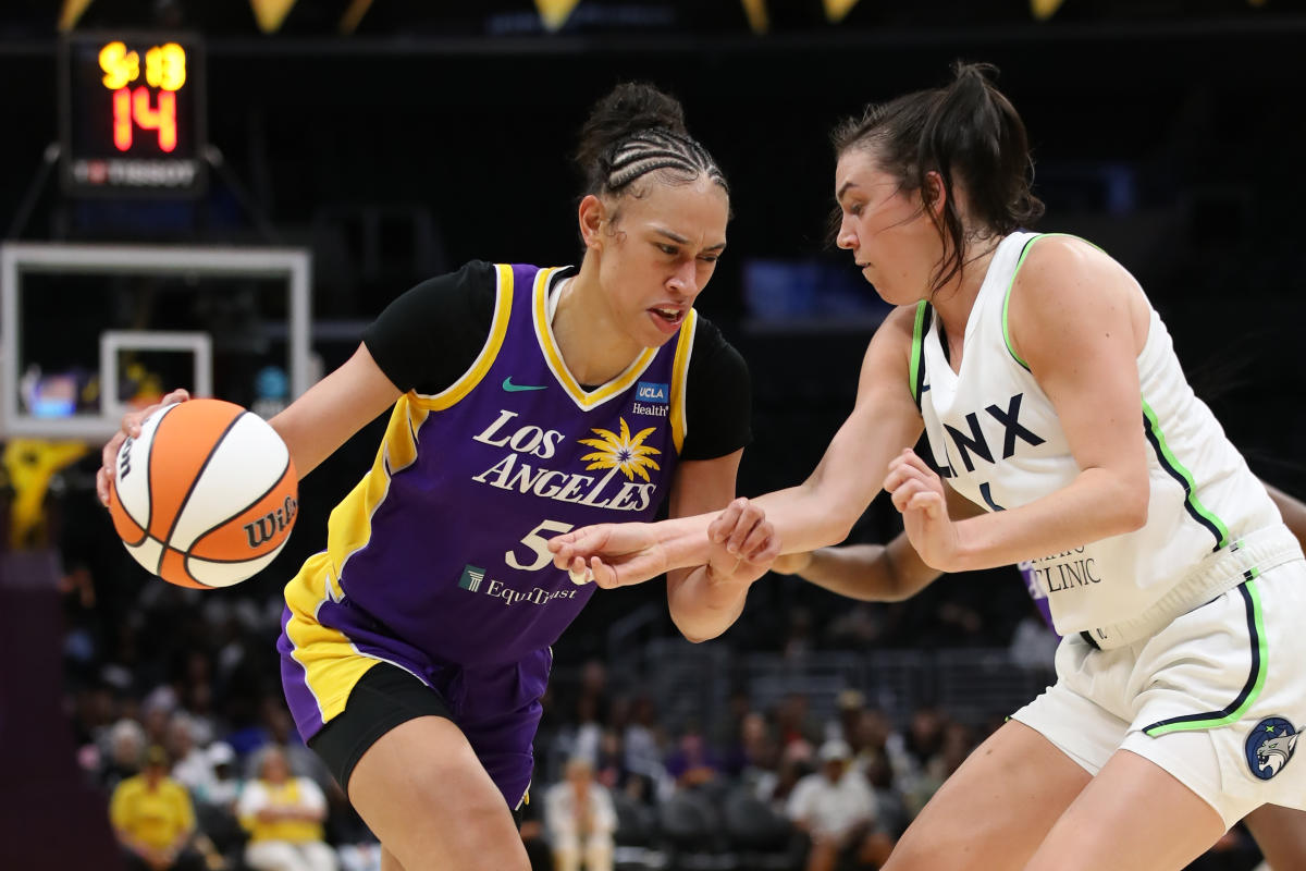 Dearica Hamby Leads Los Angeles Sparks Towards Victory in WNBA