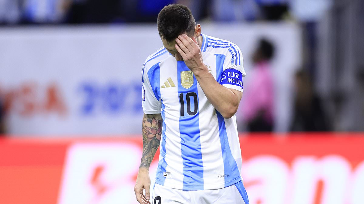 Emiliano Martinez's Heroic Saves Lead Argentina to Victory