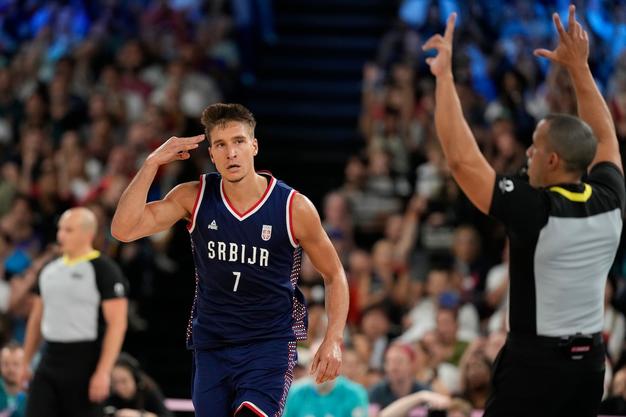 Respect Among Legends: Bogdan Bogdanović Honors Carmelo Anthony at Olympics