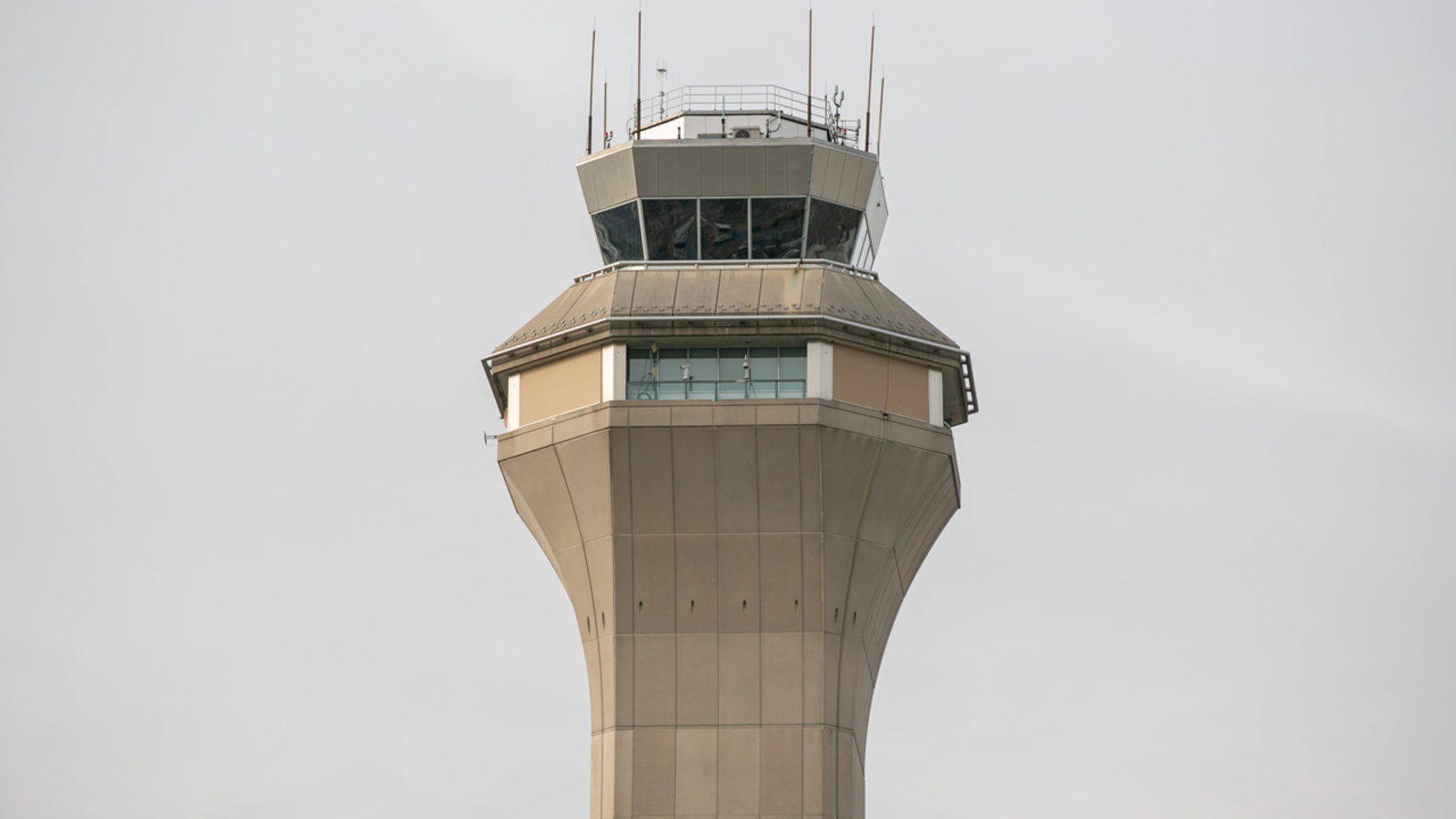 Newark Liberty International Airport Equipment Outage: Strategy for Travelers