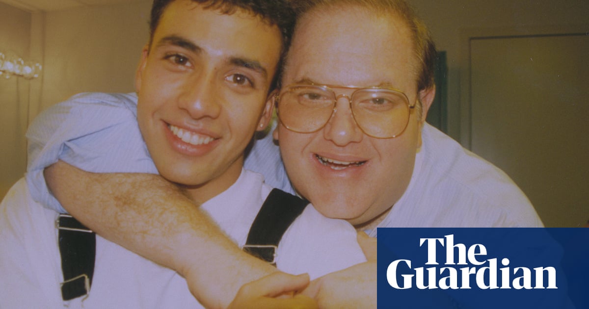 Boy Band Scam: Uncovering the Dark Side of Lou Pearlman's Empire