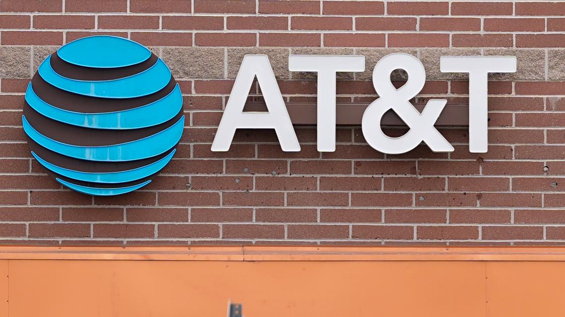 AT&T Workers Strike for Fair Negotiations in Southeast