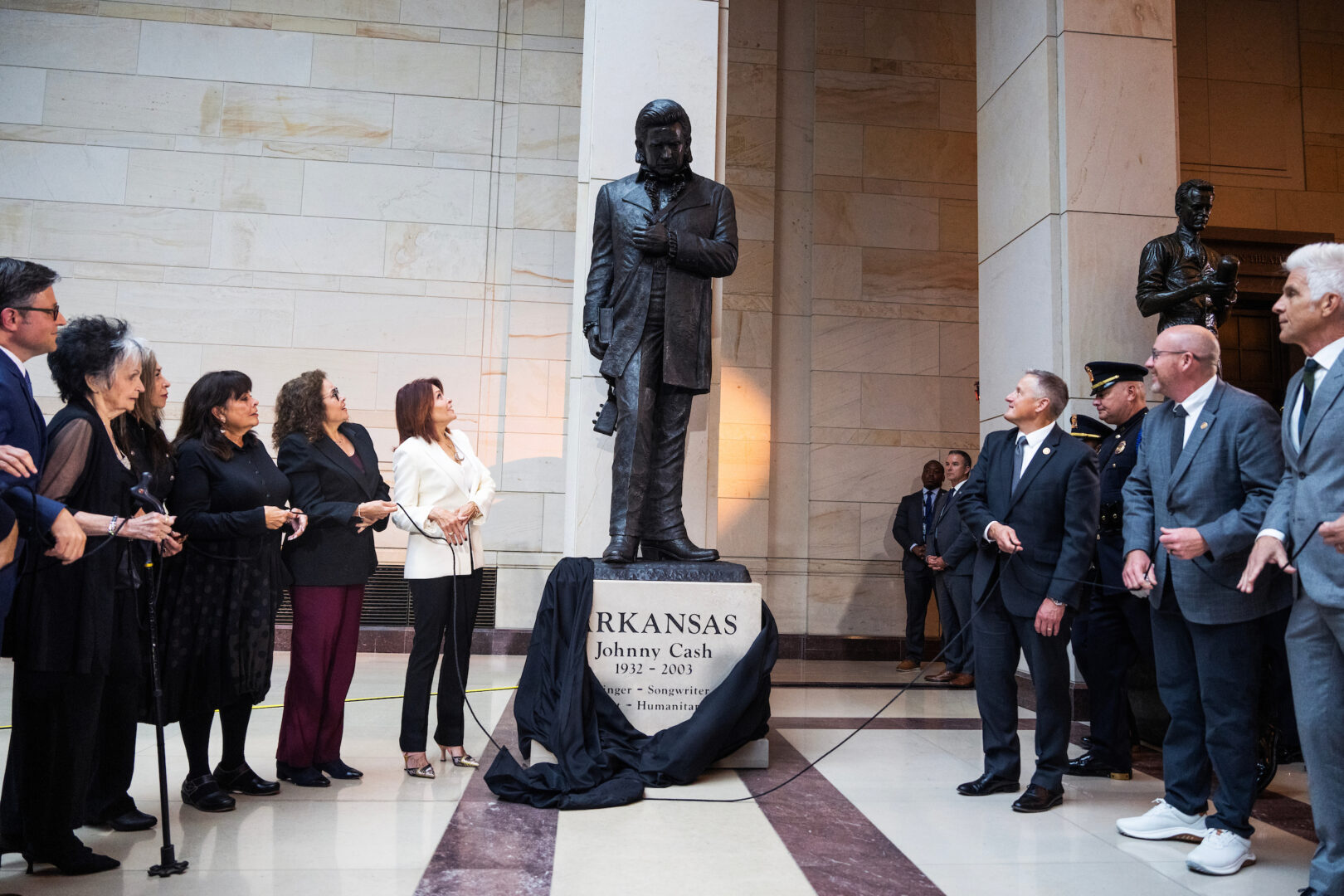 Johnny Cash Statue Unveil: Tribute to Music Icon and Activist