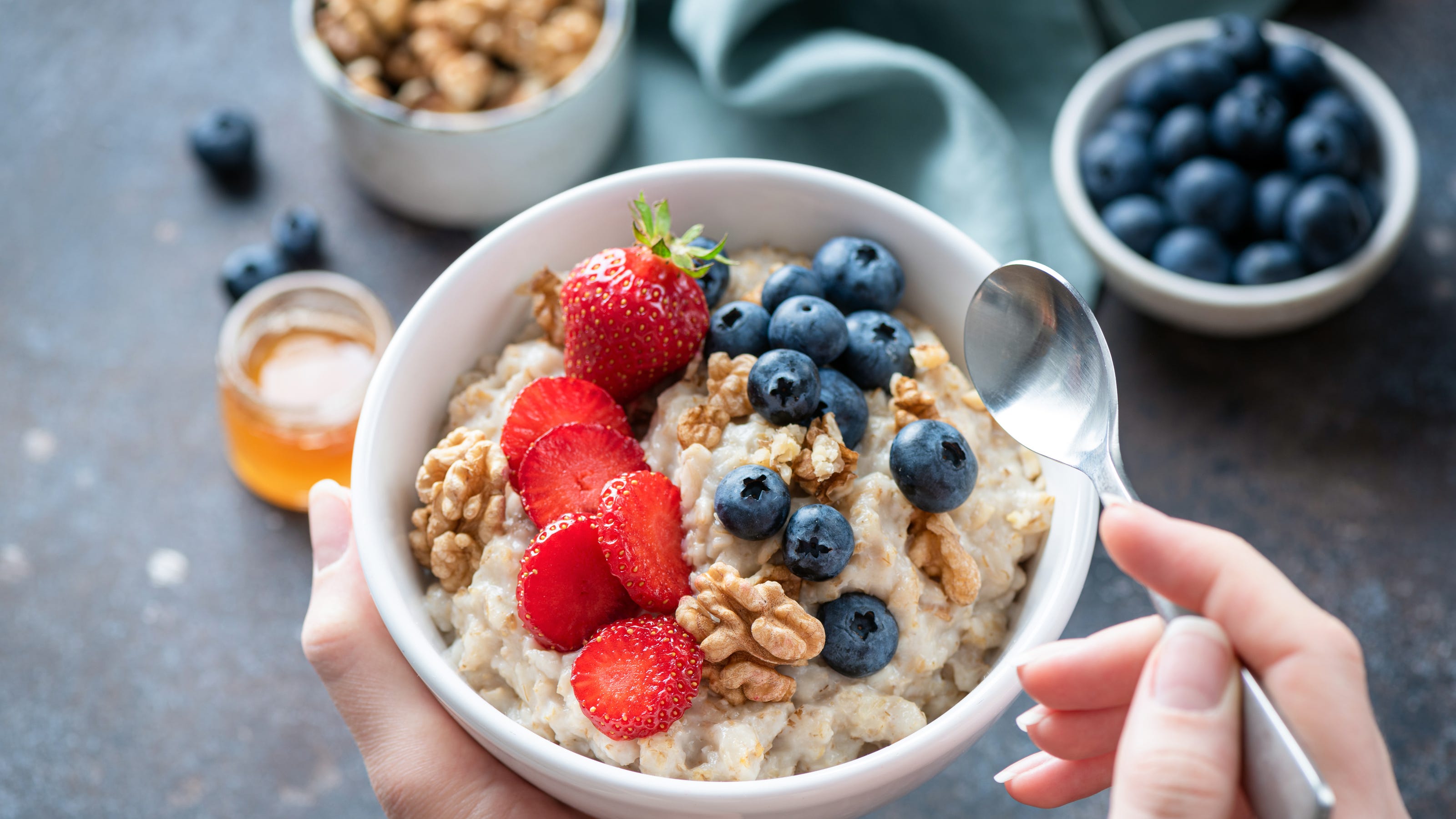 Cholesterol Cure: Healthy Tips for Oatmeal Wellness