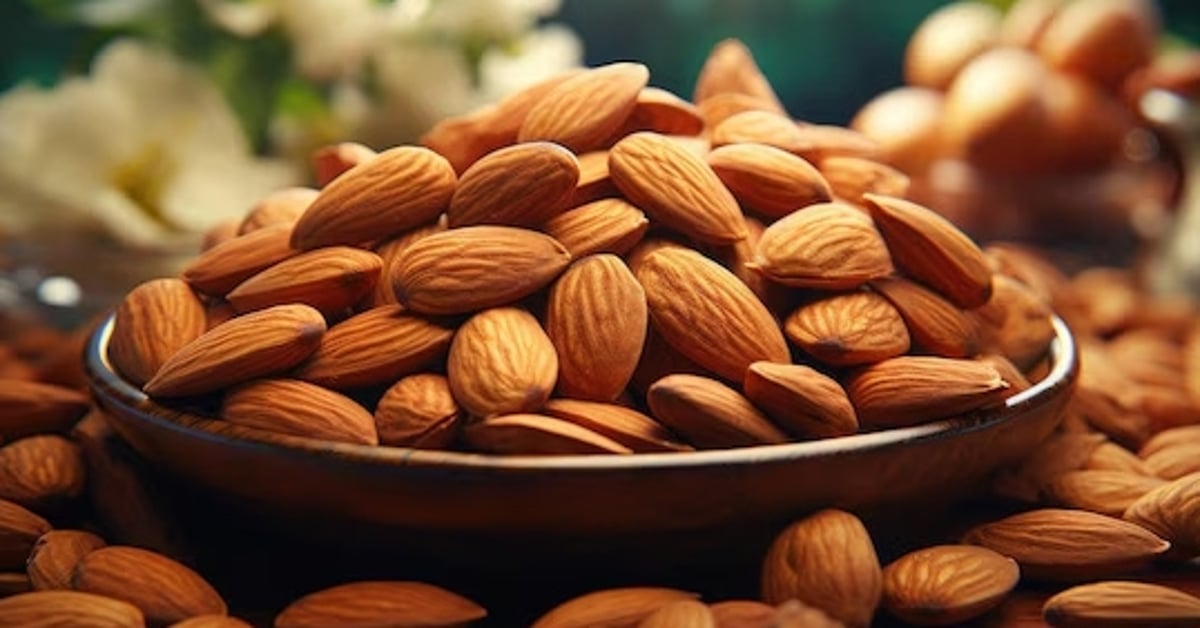 Almond and Date: Tips for a Healthy Diet and Wellness