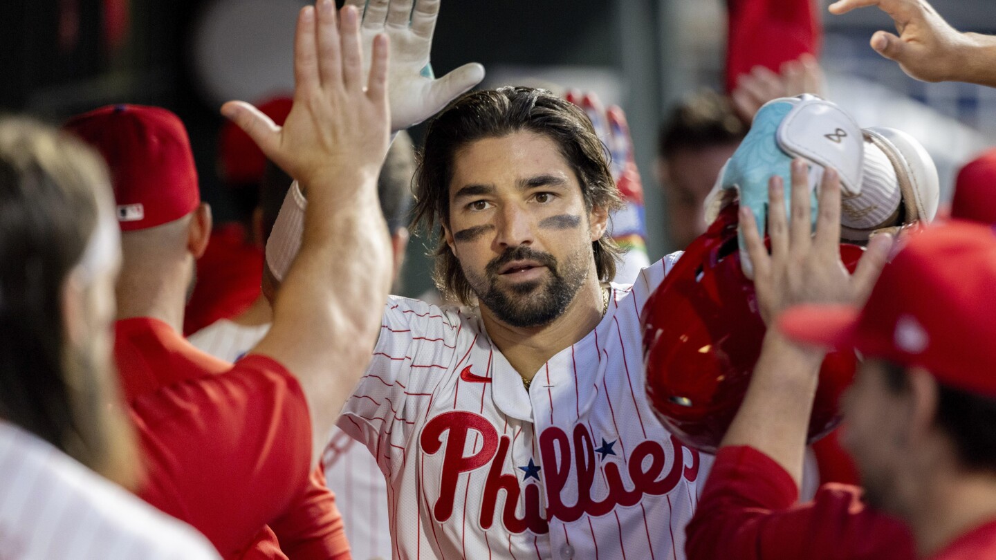 Philadelphia Phillies Victory Led by Castellanos and Nola