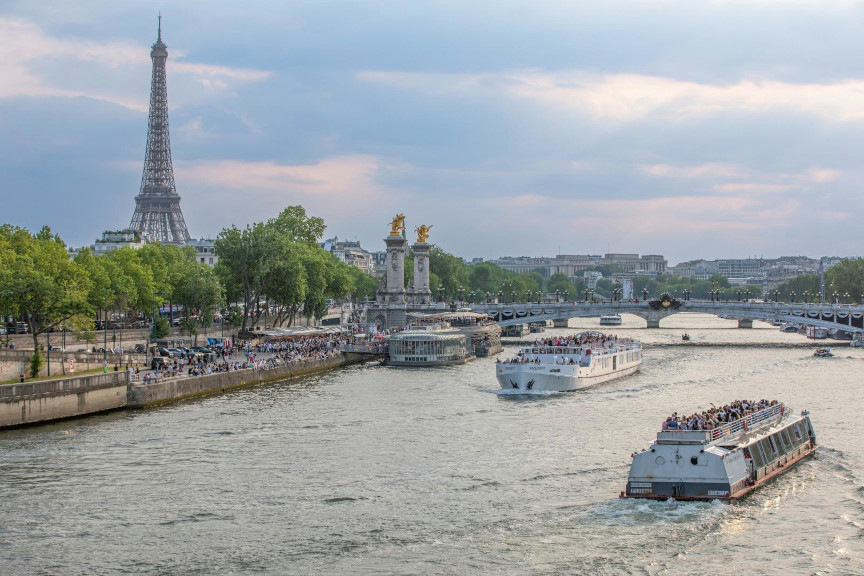 Paris Electric Boat Market: Accelerating Energy Transition