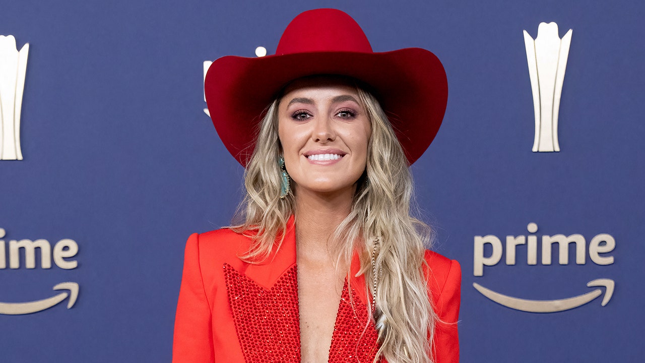 Discover Lainey Wilson's Latest Success Story in 2024 ACM Awards