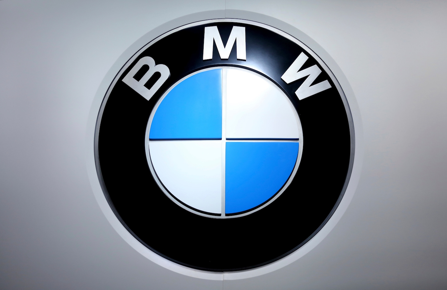 BMW Airbag Recall: Market Insights and Safety Measures