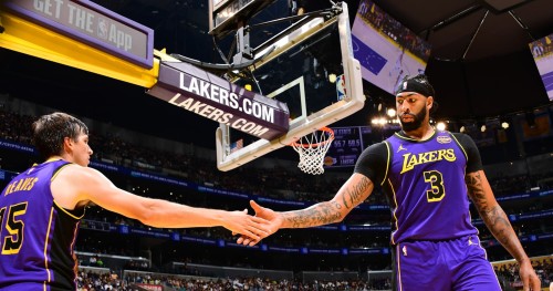 Los Angeles Lakers Defeat Phoenix Suns: Highlights of Victory