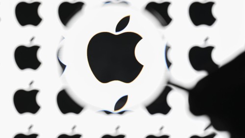 Apple's Potential to Soar in the Artificial Intelligence Market Predicted by 'Big Short' Investor Steve Eisman