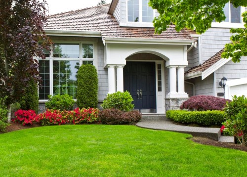 2025 Exterior Design Trends: The Latest Innovations in Curb Appeal