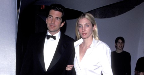 The Timeless Style of Carolyn Bessette-Kennedy: Latest Fashion Trends