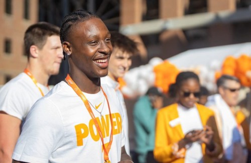 Exciting Weekend for Tennessee Volunteers Football: Top Quarterback Prospects Shine