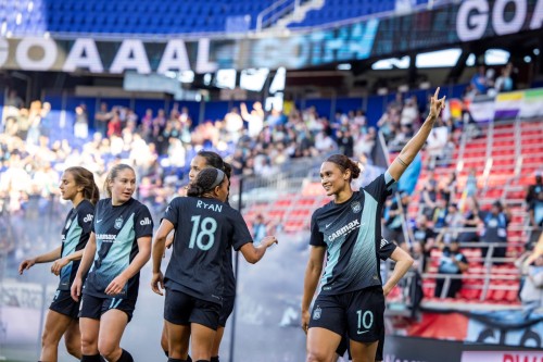 Lyon Dominates D1 Feminine, USWNT Stars Shine in European Leagues and NWSL