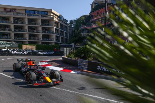 F1 star Lando Norris rescued by fans after Monaco car trouble