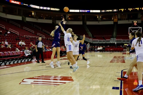 Victory for Fresno State over UC San Diego Tritons in Women's Basketball