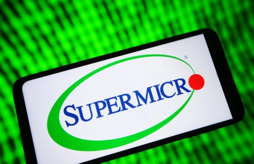 Supermicro Stock Market Analysis: Facing Challenges Amid Fiscal Reporting Delay