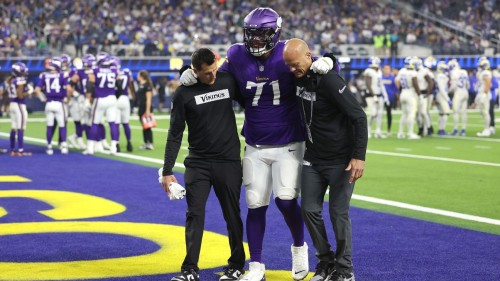 Minnesota Vikings Left Tackle Christian Darrisaw Injured: A Setback for the Team